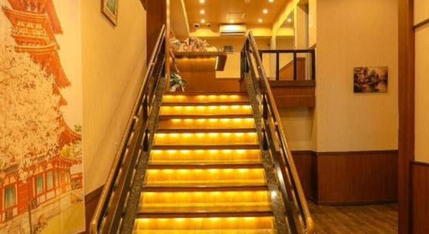 Hotel Naniwa Shinsekaimae Osaka Bagian luar foto