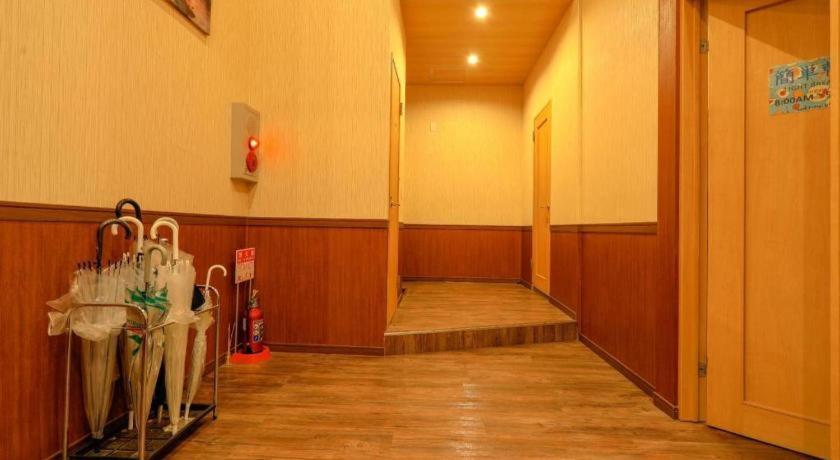 Hotel Naniwa Shinsekaimae Osaka Bagian luar foto